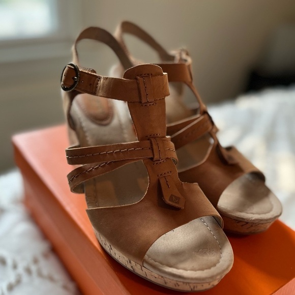 Sperry Wedges - Picture 4 of 16